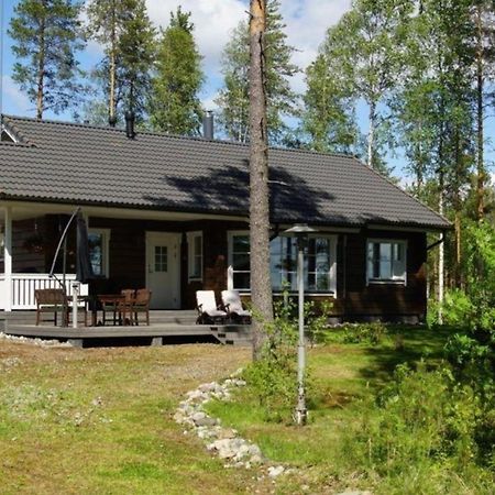 Ferienvilla Mit Sauna Und Garten Am See Sotkamo Exterior photo