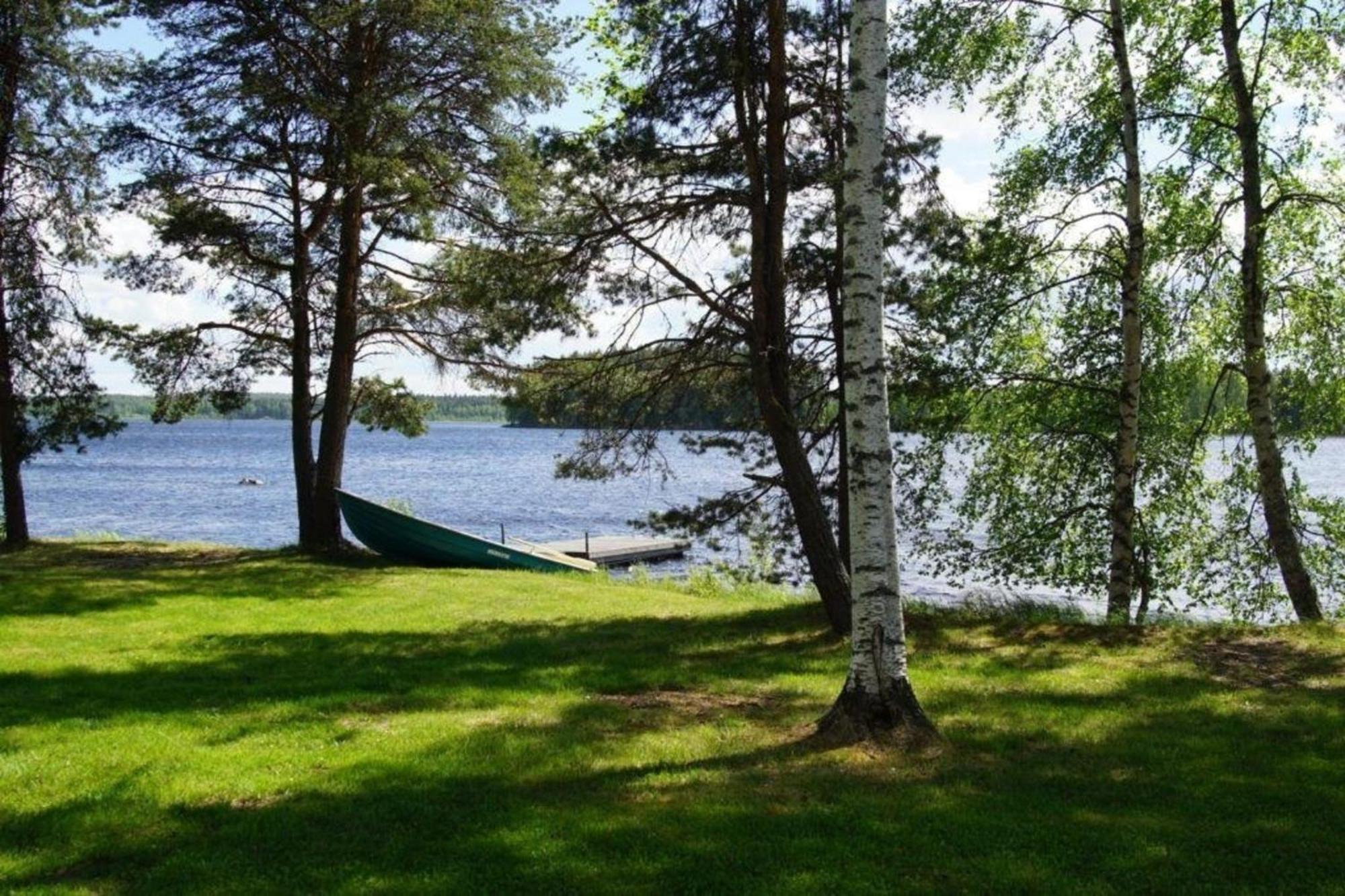 Ferienvilla Mit Sauna Und Garten Am See Sotkamo Exterior photo